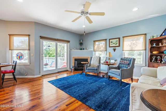 $979,000 | 642 South 4th Avenue, Kure Beach, NC 28449