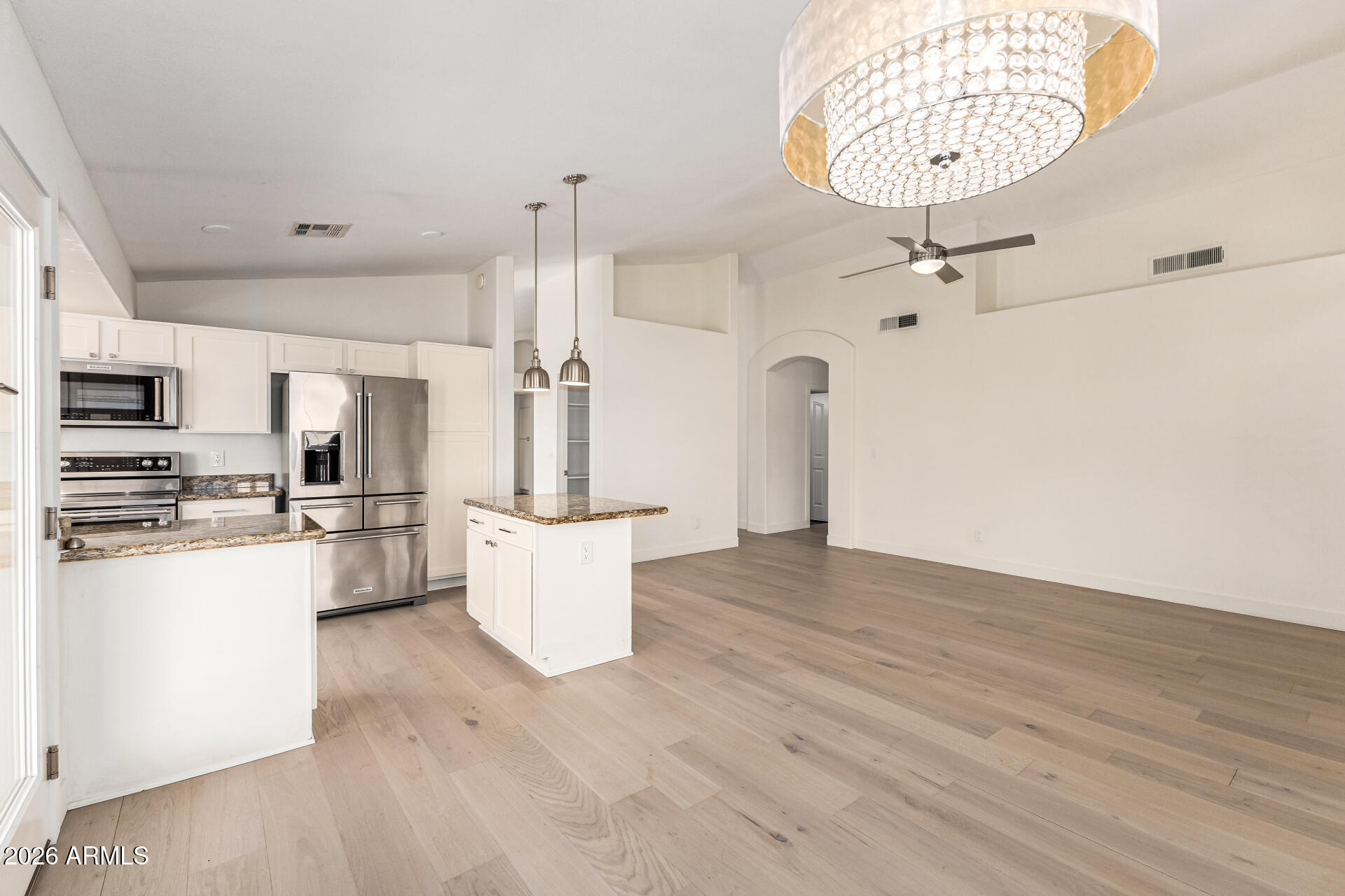 757 East Courtney Lane Tempe, AZ 85284 - Photo 11 of 36 14-Courtney