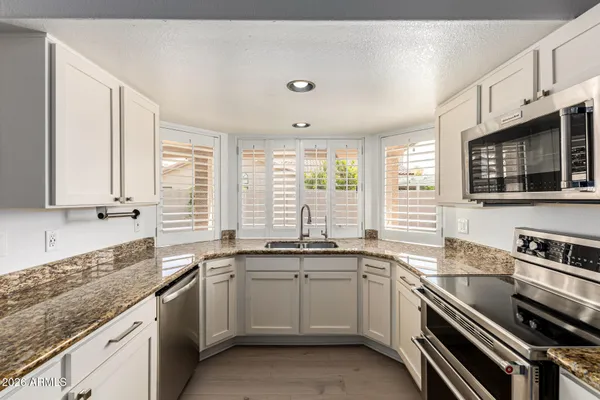 $650,000 | 757 East Courtney Lane, Tempe, AZ 85284