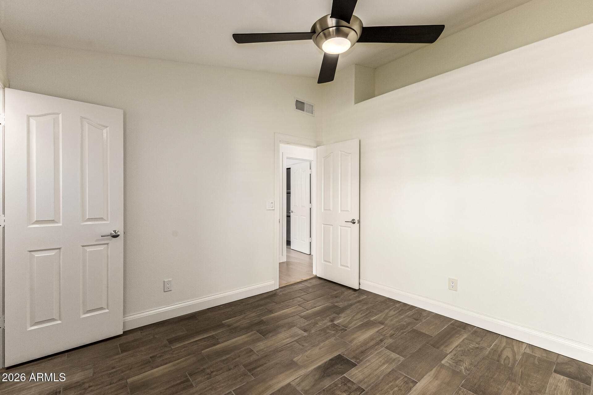 757 East Courtney Lane Tempe, AZ 85284 - Photo 24 of 36 29-Courtney