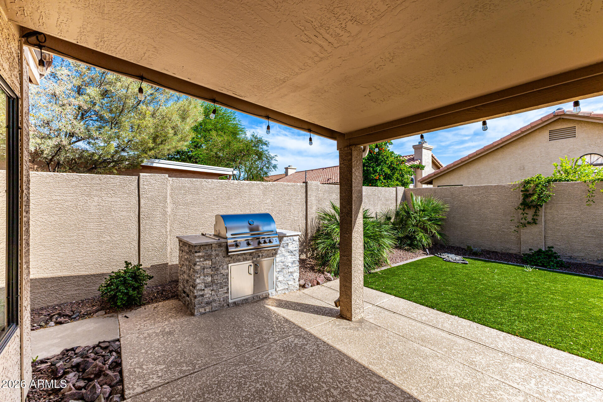 757 East Courtney Lane Tempe, AZ 85284 - Photo 33 of 36 35-Courtney