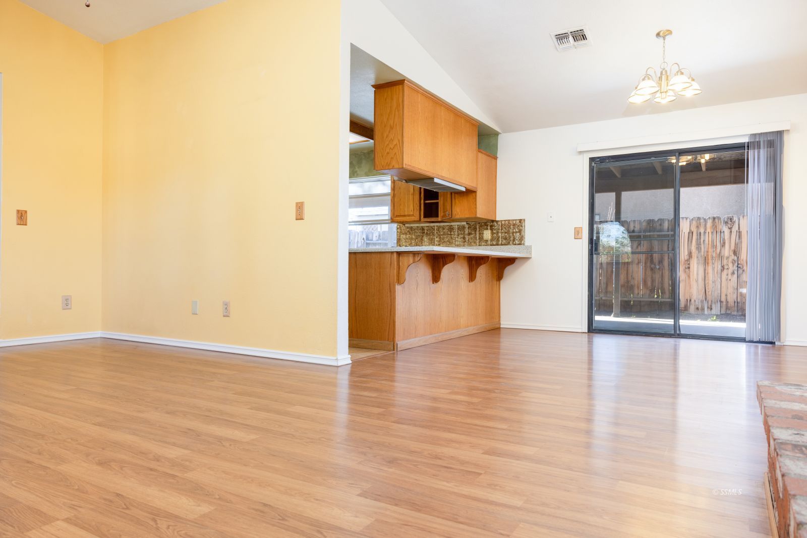 101 North Broadway Street Ridgecrest, CA 93555 - Photo 13 of 29