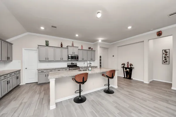 $3,300 | 28634 Monarch Cliffs Drive, Fulshear, TX 77441