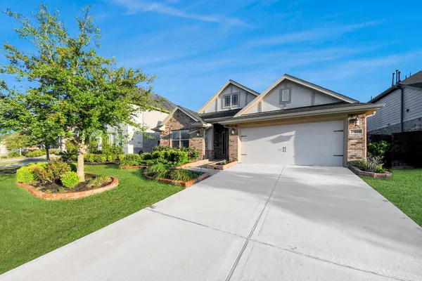 $3,300 | 28634 Monarch Cliffs Drive, Fulshear, TX 77441