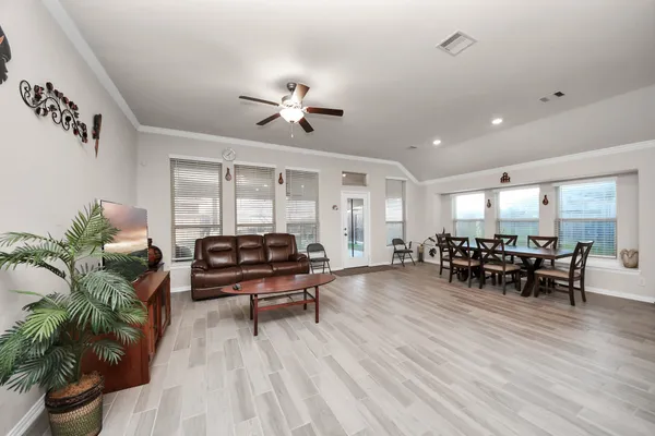 $3,300 | 28634 Monarch Cliffs Drive, Fulshear, TX 77441