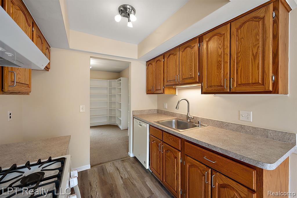 418 Willow Grove Lane Rochester Hills, MI 48307 - Photo 20 of 42