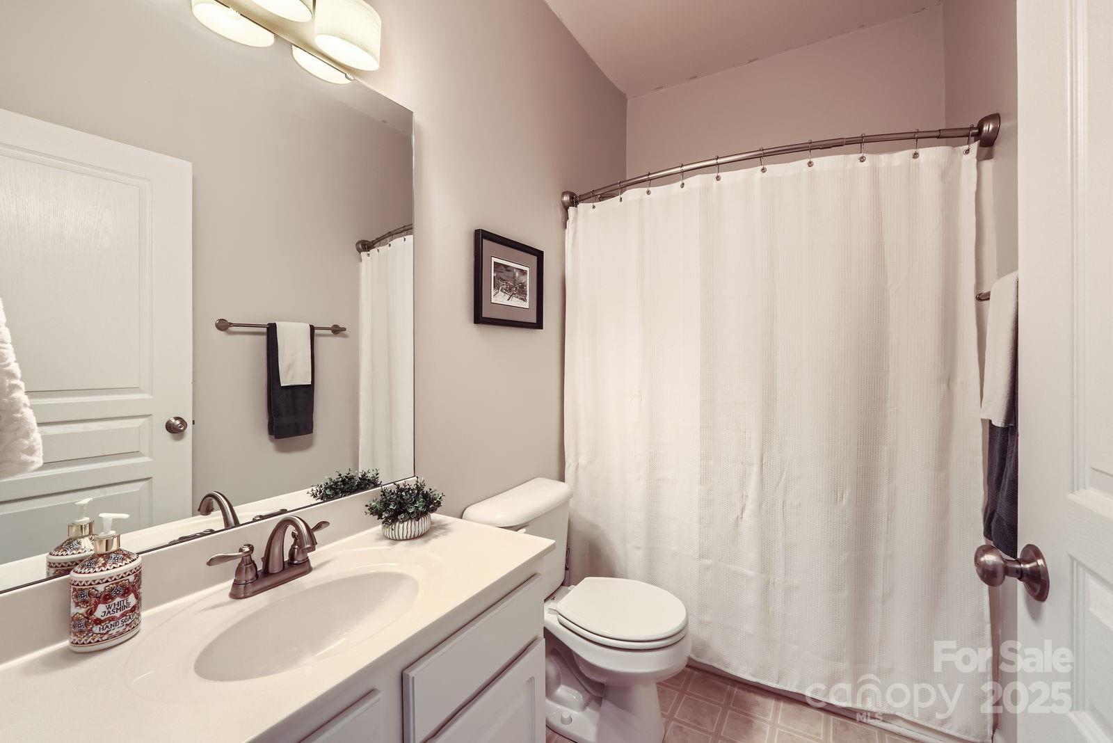 18605 Ruffner Drive, Unit 3E Cornelius, NC 28031 - Photo 13 of 34 Gallery Image 13