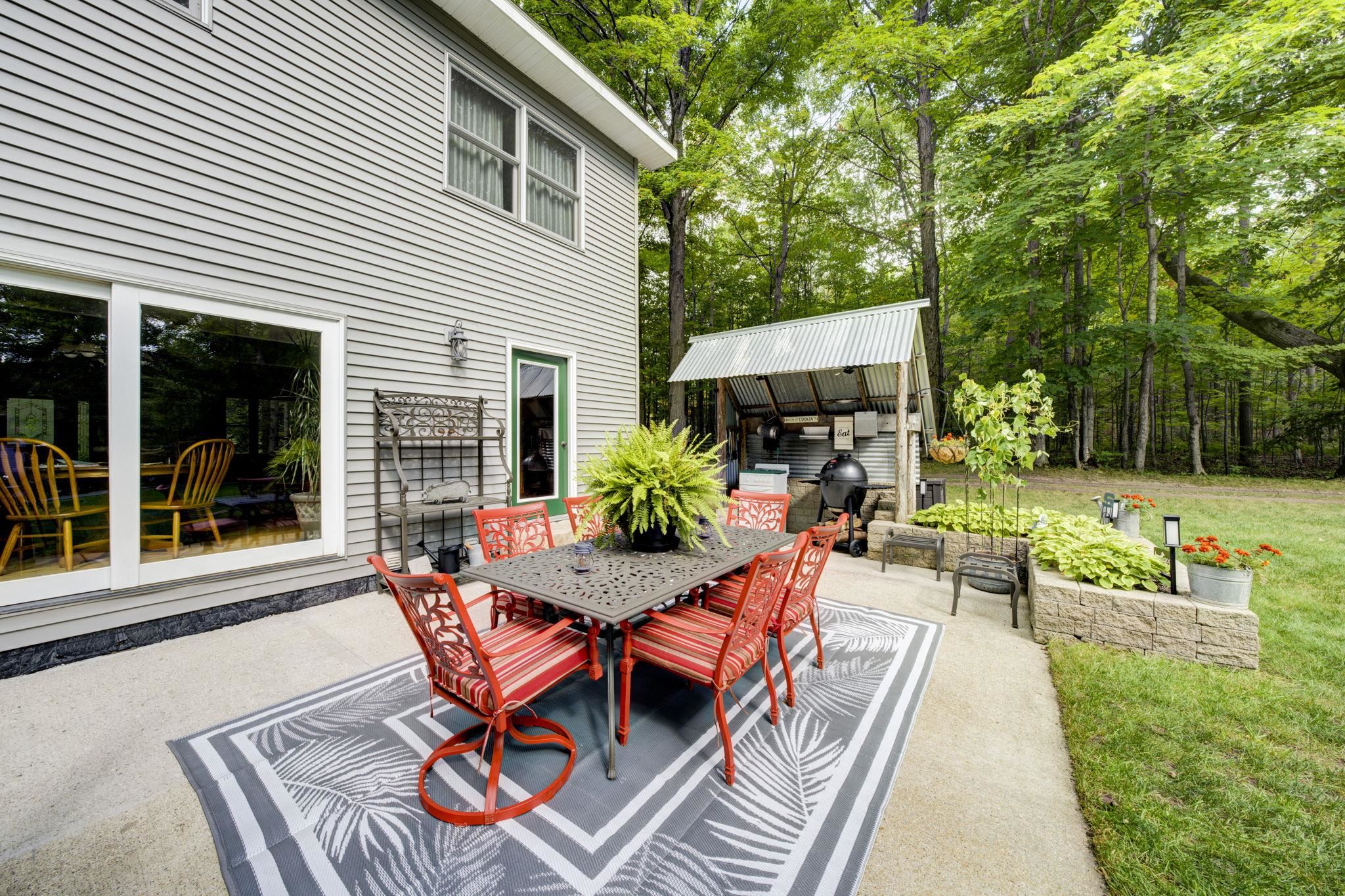 10019 Skiver Road Traverse City, MI 49685 - Photo 41 of 50