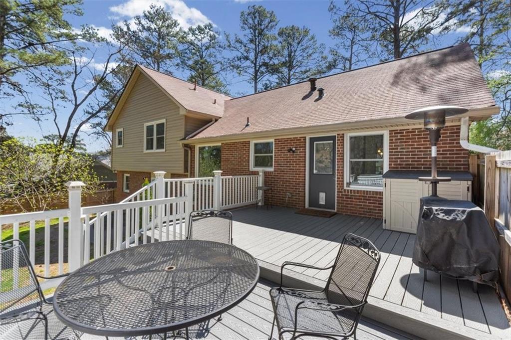 10 Cumberland Drive Southeast Rome, GA 30161 - Photo 26 of 33 a view of a patio with a chairs