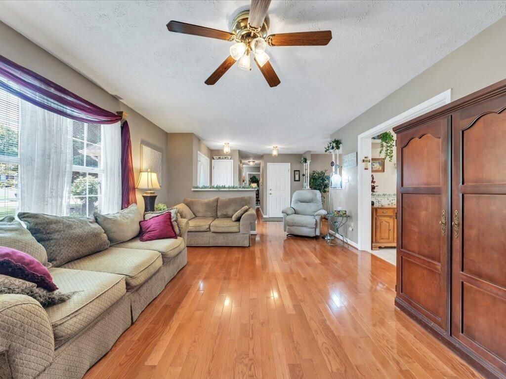446 Ellsworth Court Ridgeway, VA 24148 - Photo 8 of 54 08-MIB09281