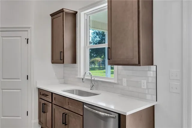 $365,000 | 319 Wanda Street, Luling, LA 70070