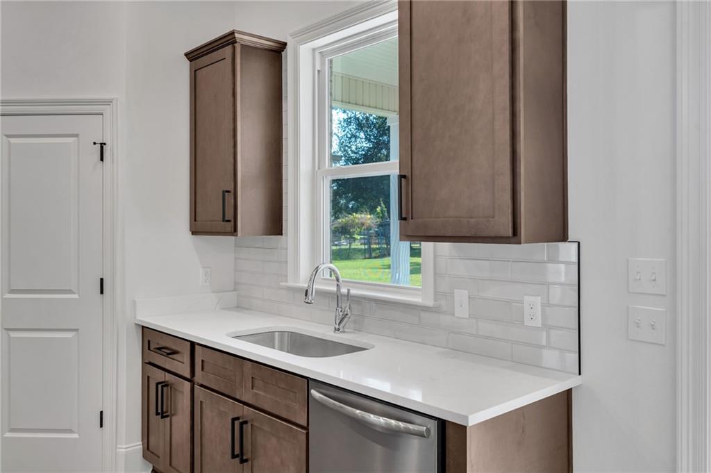 319 Wanda Street Luling, LA 70070 - Photo 13 of 38