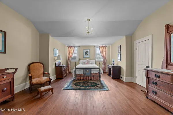 $527,000 | 110 West Park Avenue, Tarboro, NC 27886