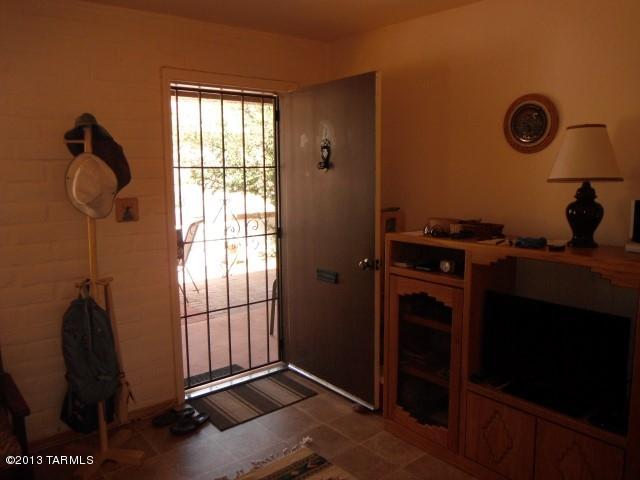 511 Paseo Madera, Unit D Green Valley, AZ 85614 - Photo 5 of 26