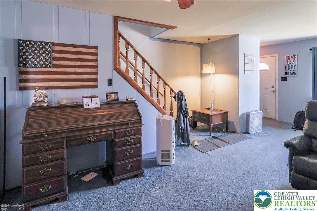 1336 Greenview Drive Bethlehem, PA 18018 - Photo 15 of 58 a view of entryway and hall