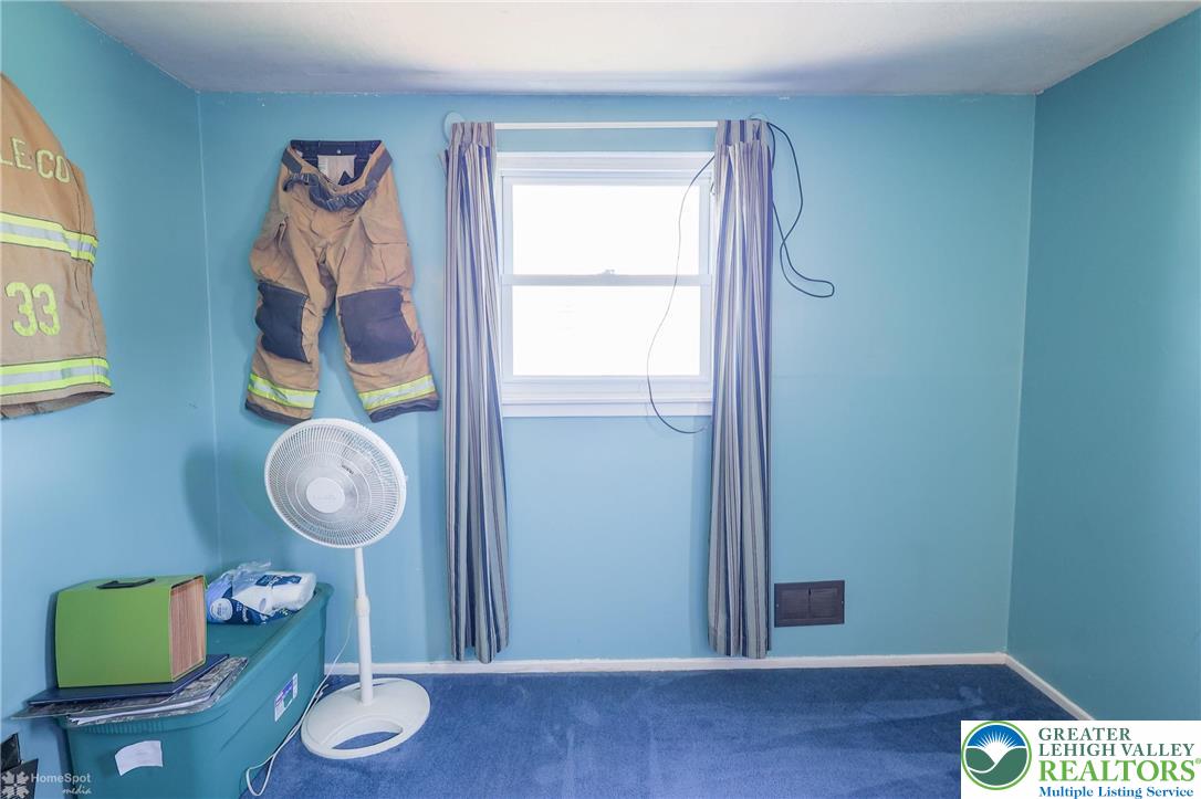1336 Greenview Drive Bethlehem, PA 18018 - Photo 31 of 58 a view of dining room and wooden floor