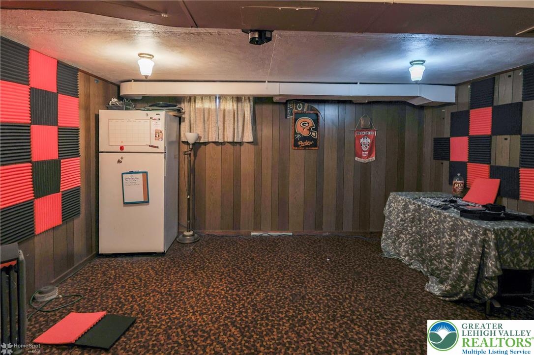 1336 Greenview Drive Bethlehem, PA 18018 - Photo 41 of 58 a walk in closet