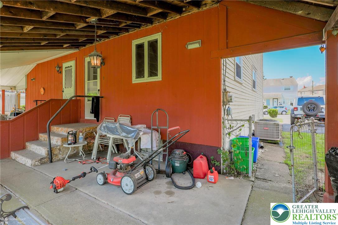 1336 Greenview Drive Bethlehem, PA 18018 - Photo 49 of 58 a play ground with a table and chairs