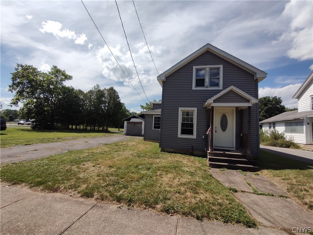 425 East Walnut Street Oneida, NY 13421 - Photo 1 of 50