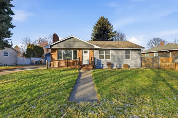 $450,000 | 10811 East 7th Avenue, Spokane Valley, WA 99206