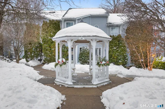 $695,000 | 132 Hope Street, Unit C, Stamford, CT 06906