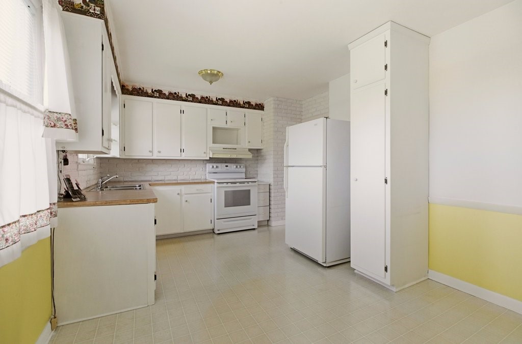 58 Redwood Road Portsmouth, RI 02871 - Photo 12 of 31