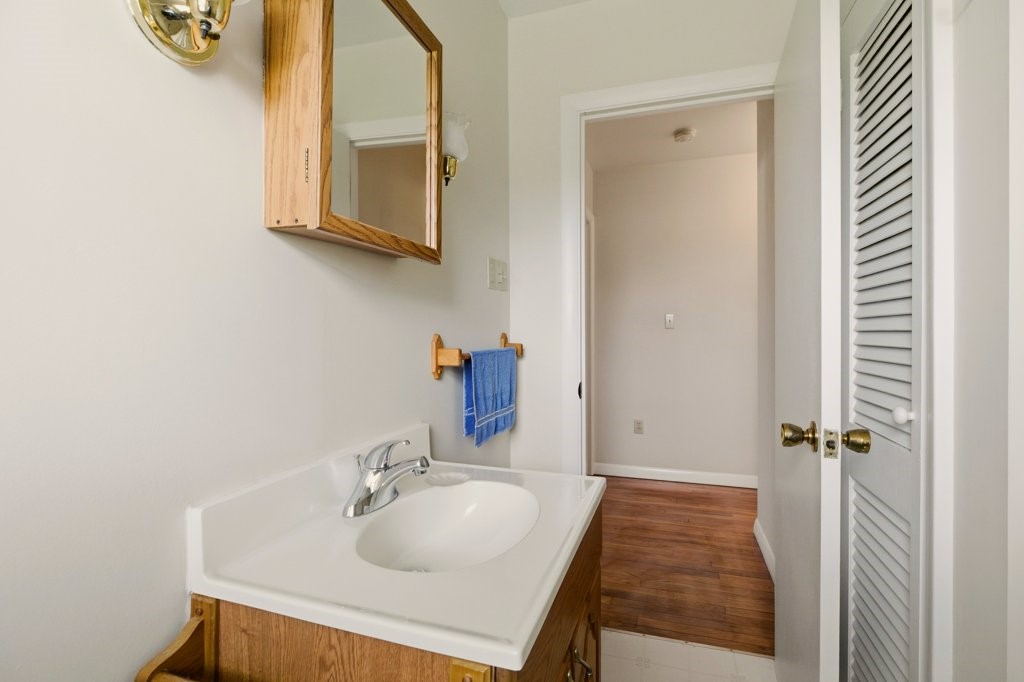 58 Redwood Road Portsmouth, RI 02871 - Photo 20 of 31