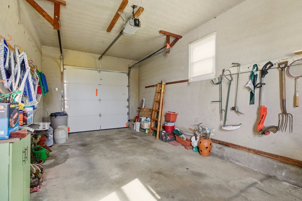 58 Redwood Road Portsmouth, RI 02871 - Photo 26 of 31