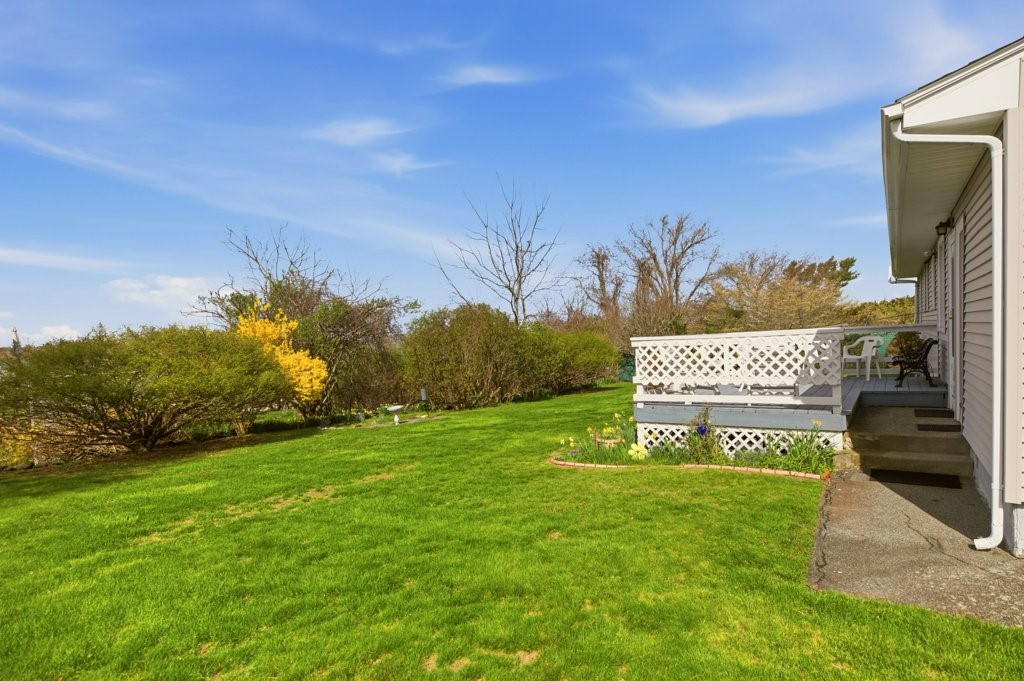 58 Redwood Road Portsmouth, RI 02871 - Photo 29 of 31
