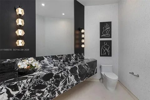 $22,500,000 | 51 Isla Bahia Drive, Fort Lauderdale, FL 33316