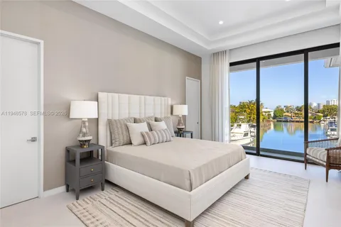 $22,500,000 | 51 Isla Bahia Drive, Fort Lauderdale, FL 33316