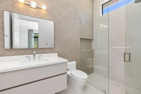 $22,500,000 | 51 Isla Bahia Drive, Fort Lauderdale, FL 33316