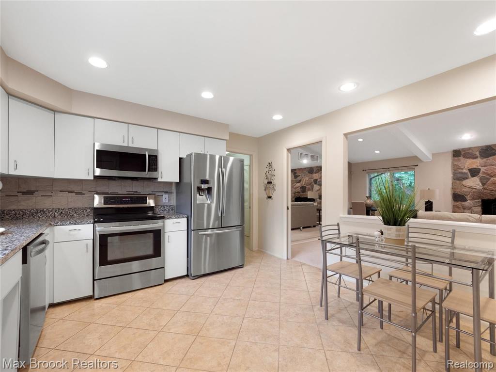 4899 Wye Oak Road Bloomfield Hills, MI 48301 - Photo 11 of 23