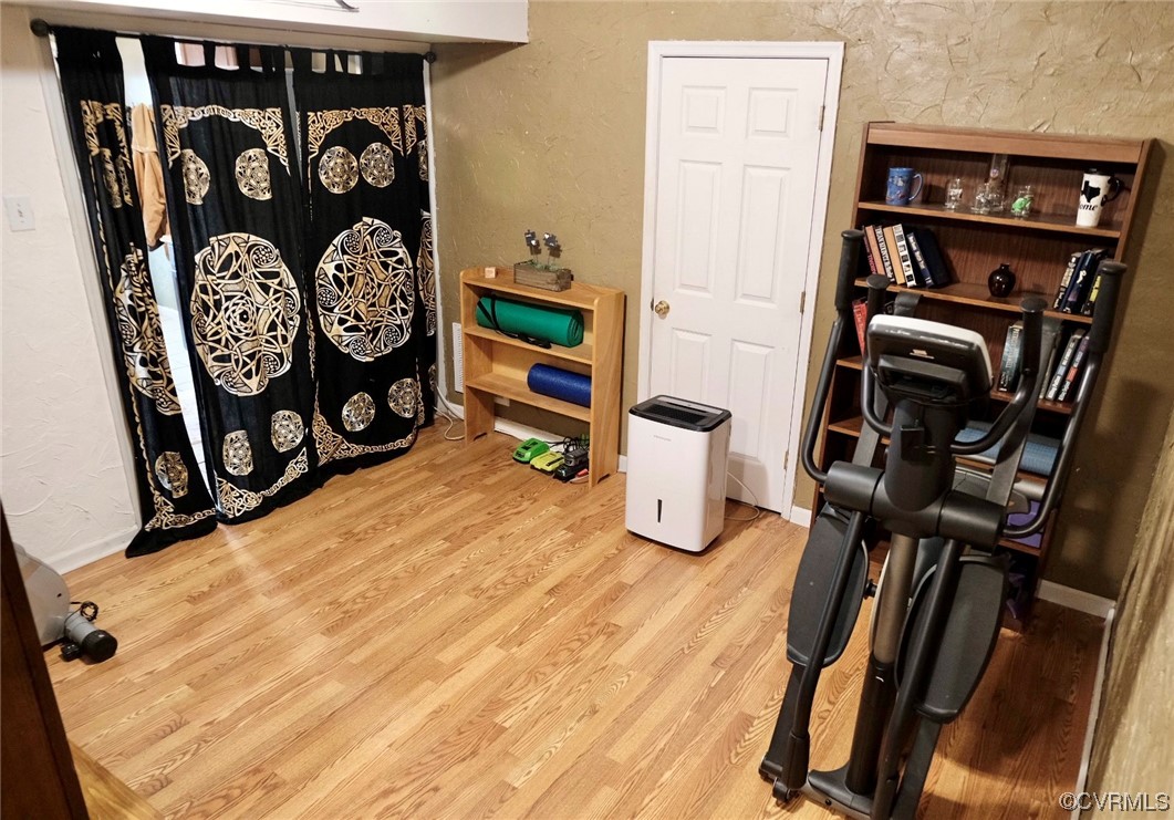 Undisclosed Address Aylett, VA 23009 - Photo 22 of 36 a view of a room with wooden floor