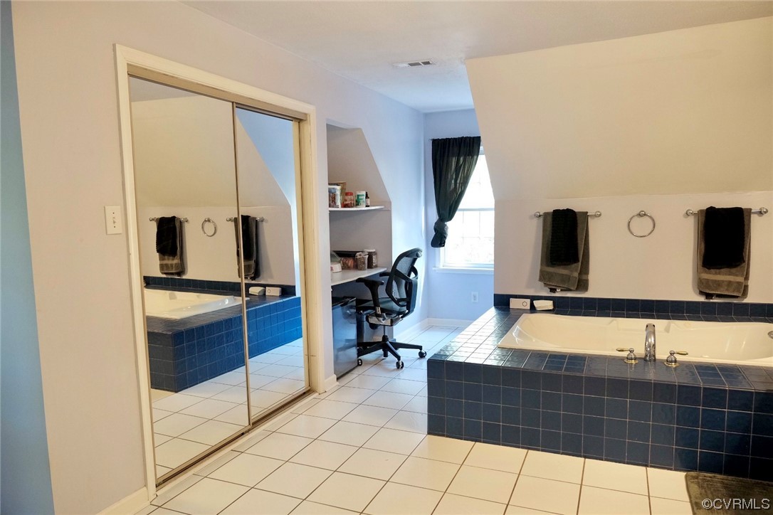 Undisclosed Address Aylett, VA 23009 - Photo 29 of 36 a living room with furniture