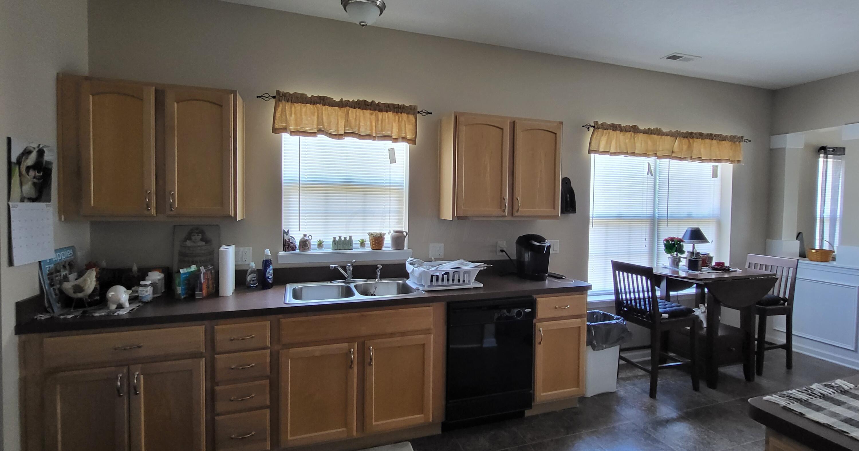 1726 Sale Road Columbus, OH 43224 - Photo 8 of 20 20220703_131642