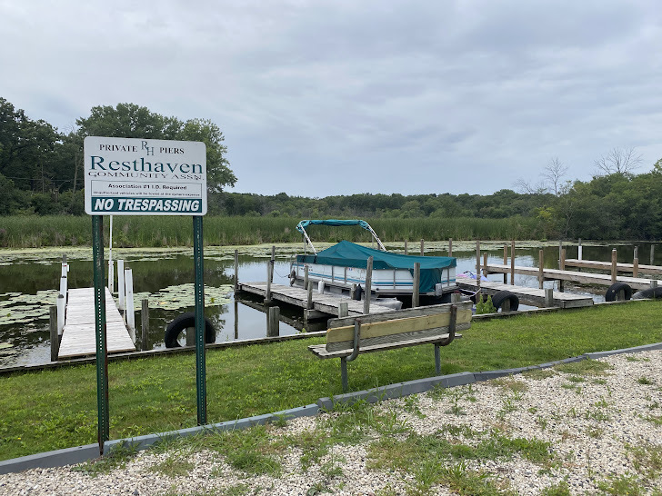 39490 Summerside Drive Antioch, IL 60002 - Photo 6 of 8 a view of a chairs and table on the garden