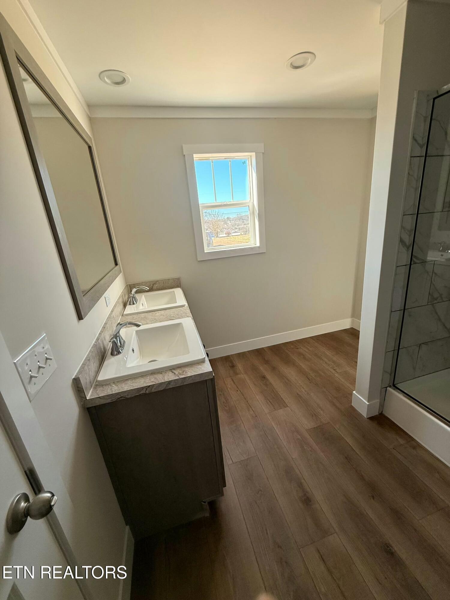 7924 Harmon Road Powell, TN 37849 - Photo 5 of 8 7924 Harmon _7