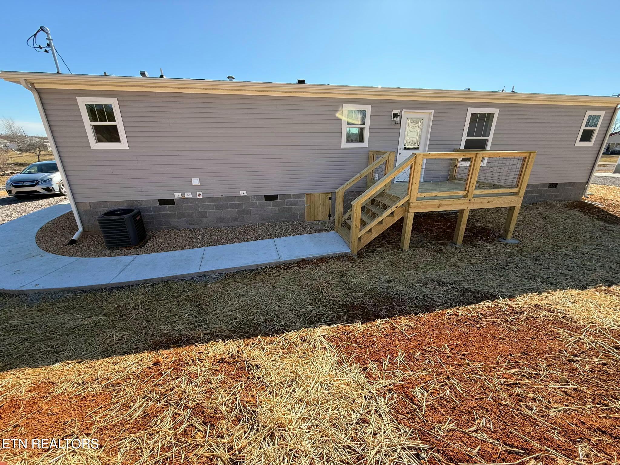 7924 Harmon Road Powell, TN 37849 - Photo 8 of 8 7924 Harmon _4