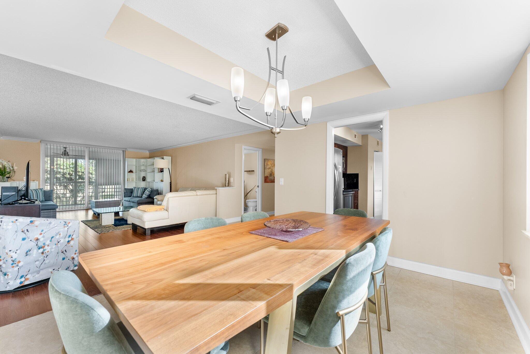 6300 Northwest 2nd Avenue, Unit 201 Boca Raton, FL 33487 - Photo 7 of 31 Dining area