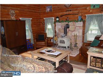 30 Fenimore Road Lumberton, NJ 08048 - Photo 4 of 12 Living Room