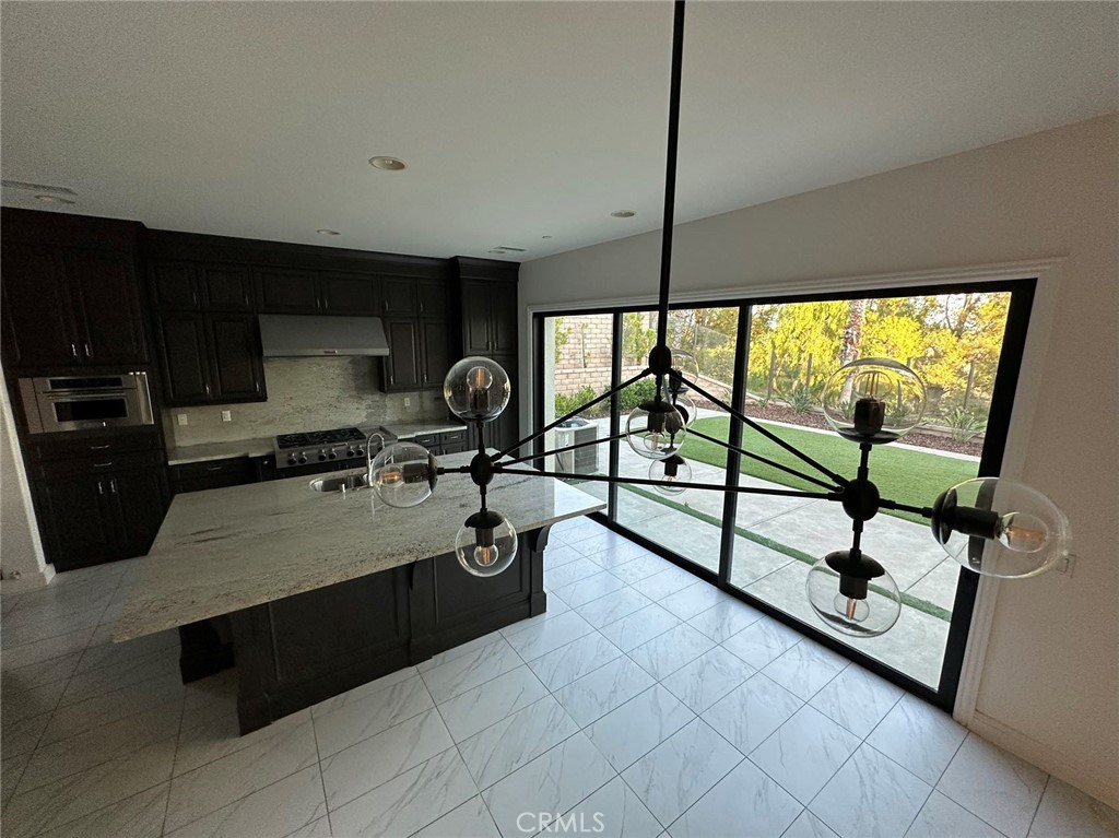 20 Hyacinth Lake Forest, CA 92630 - Photo 10 of 25 a very nice looking room with a large window