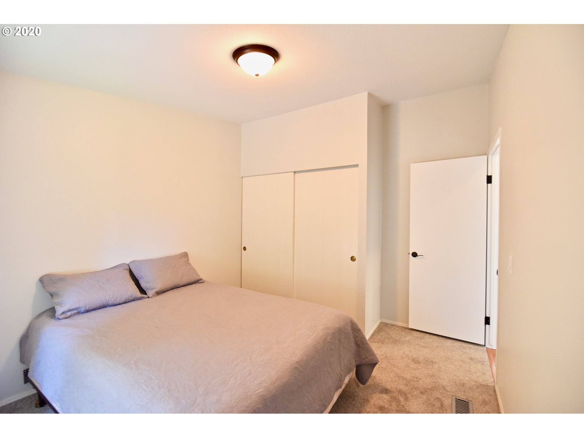 20820 South Reynolds Road Colton, OR 97017 - Photo 14 of 32