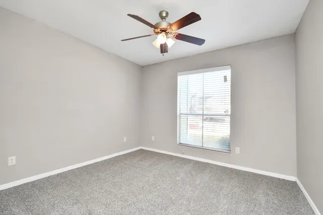 $1,176 | 7700 West Airport Boulevard, Unit 1206, Houston, TX 77071