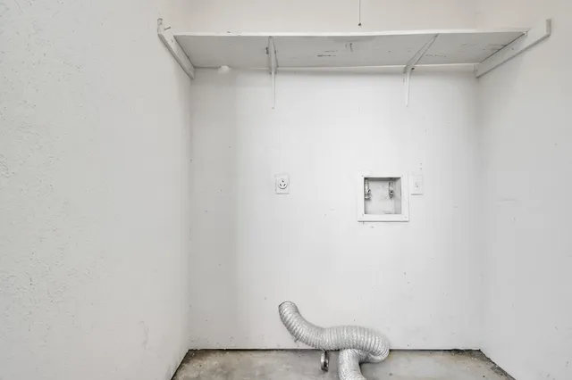 $1,176 | 7700 West Airport Boulevard, Unit 1206, Houston, TX 77071