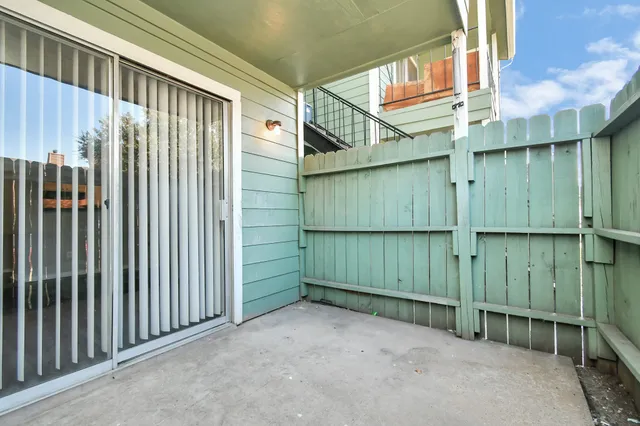 $1,176 | 7700 West Airport Boulevard, Unit 1206, Houston, TX 77071