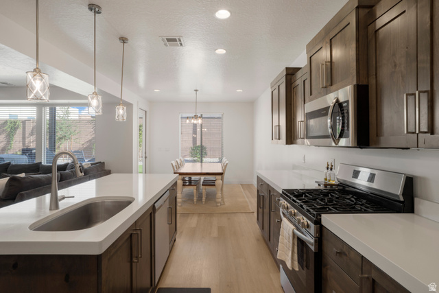 3476 East Red Pine Way Street St. George, UT 84790 - Photo 11 of 34
