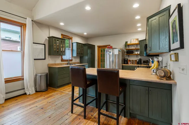 $1,085,000 | 1330 East 3rd Avenue, Durango, CO 81301