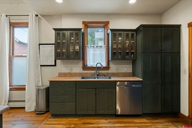 $1,085,000 | 1330 East 3rd Avenue, Durango, CO 81301