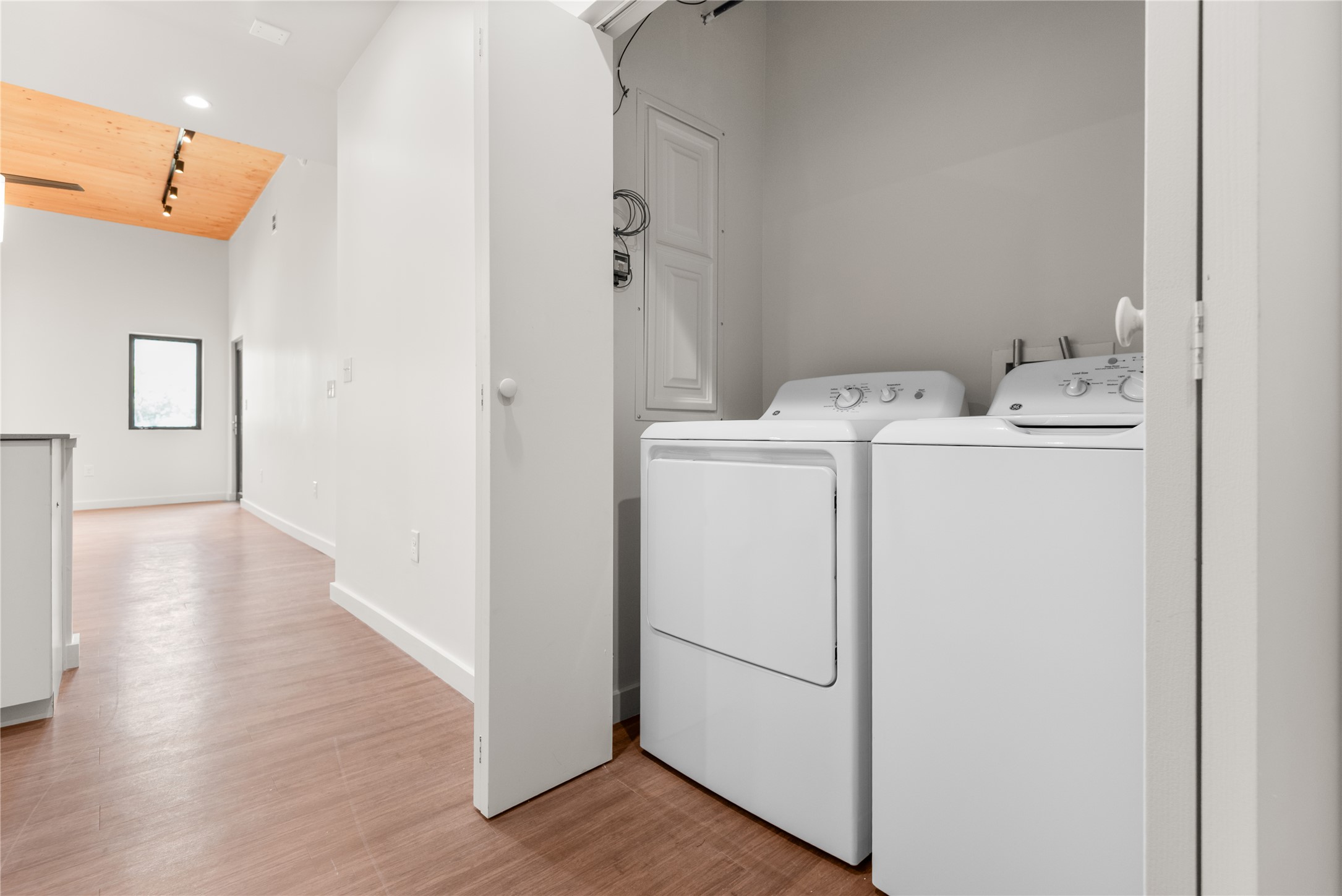 3515 Webberville Road, Unit 302 Austin, TX 78702 - Photo 15 of 15 Gallery Image 15
